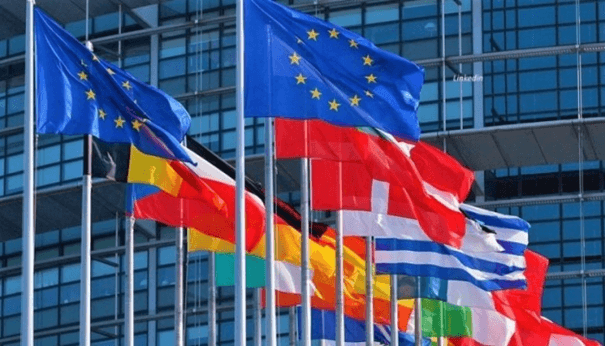 Debattenzyklus: 30 Jahre Europäische Charta der Regional- und Minderheitensprachen