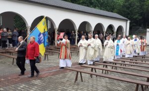 Wallfahrt der Nationen zum Sanktuarium Maria Hilf