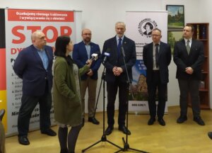 Olsztyn: Panie Ministrze Czarnek co&nbsp;z&nbsp;deklaracją o&nbsp;zakończeniu dyskryminacji dzieci Mniejszości Niemieckiej?