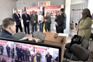 3 godziny języka niemieckiego jako mniejszości wciąż nie&nbsp;zostały przywrócone – konferencja prasowa w&nbsp;Raciborzu